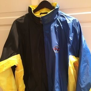 New men’s Nautica XL wind breaker